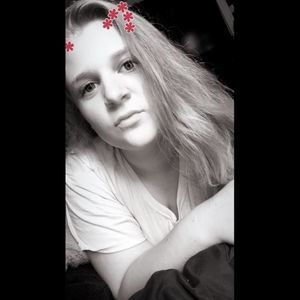 Meet your Posher, Tiffany